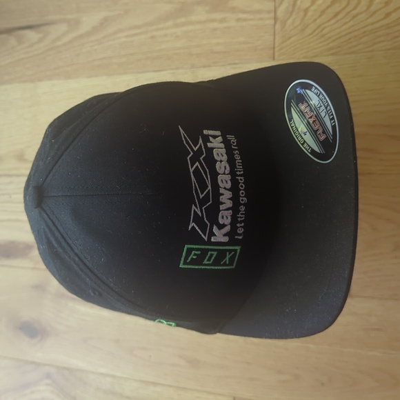 Kawasaki x Fox. Flex-Fit Hat. Size Large/XL. - Picture 2 of 12